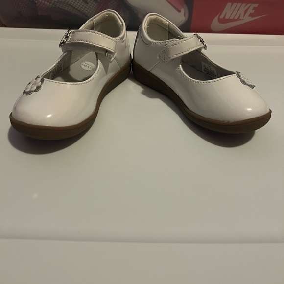 Mary Jane Flat 8.5c - Picture 6 of 8